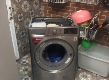 Dịch Vụ Vệ Sinh Máy Giặt Cửa Ngang Nhanh Chóng, Chất Lượng Dịch Vụ Vệ Sinh Máy Giặt Cửa Ngang Nhanh Chóng, Chất Lượng